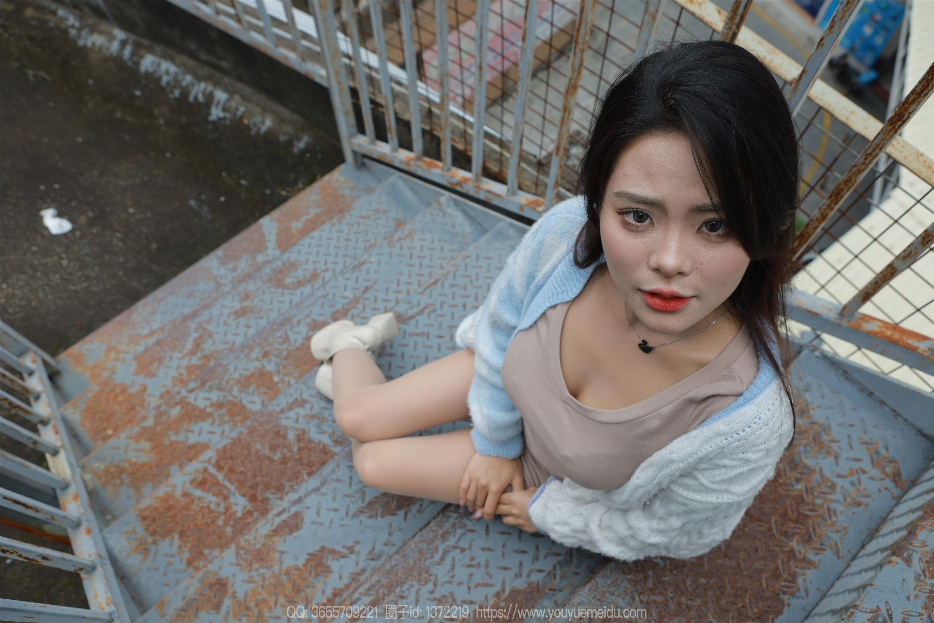 IESS异思趣向  2023.10.13 丝享家 1558 兔兔《亲密女友》